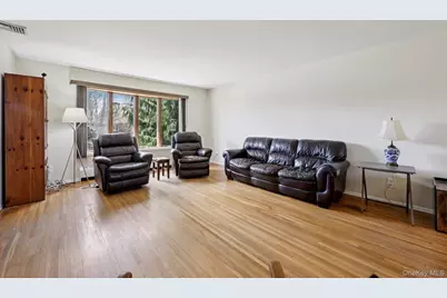 2859 Saw Mill Road, Wantagh, NY 11793 - Photo 9