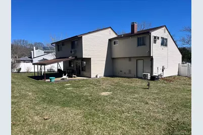 173 Sequoia Drive, Coram, NY 11727 - Photo 3