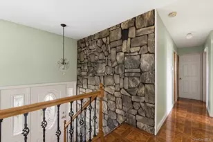 106 Bergold St, Brentwood, NY 11717 - Photo 13