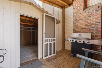 106 Bergold Street, Brentwood, NY 11717 - Photo 21