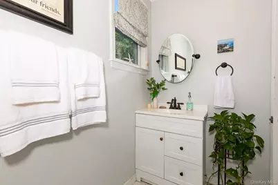 157 Sayville Boulevard, Sayville, NY 11782 - Photo 25