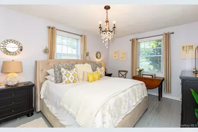 157 Sayville Boulevard, Sayville, NY 11782 - Photo 15