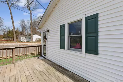 7 Upton Drive, Sound Beach, NY 11789 - Photo 21