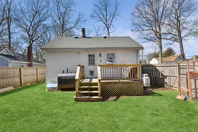 7 Upton Drive, Sound Beach, NY 11789 - Photo 19