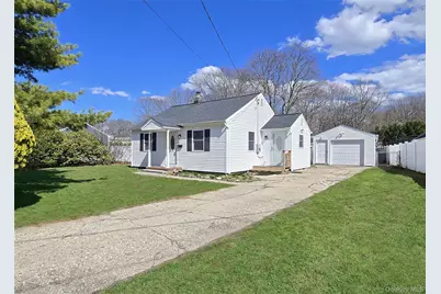 393 McConnell Avenue, Bayport, NY 11705 - Photo 1