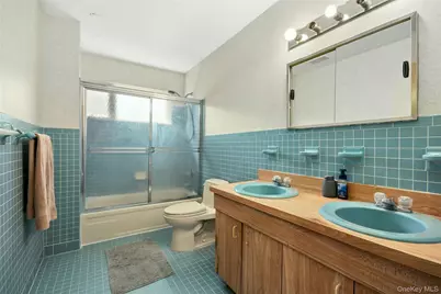7 Waterview Drive, Port Jefferson, NY 11777 - Photo 25
