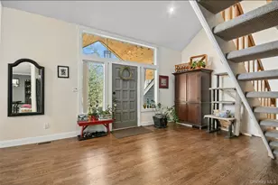 7 Waterview Dr, Port Jefferson, NY 11777 - Photo 5