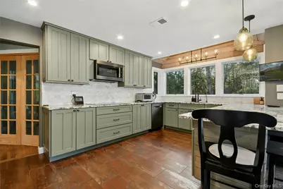 7 Waterview Drive, Port Jefferson, NY 11777 - Photo 9