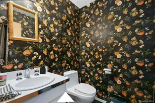 7 Waterview Dr, Port Jefferson, NY 11777 - Photo 17