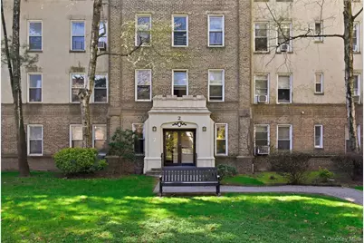 472 Gramatan Avenue #I1, Mount Vernon, NY 10552 - Photo 3