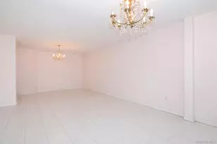 69-11 62nd Dr, Middle Village, NY 11379 - Photo 19