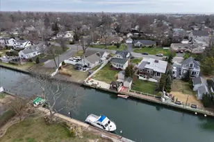 17 Central Ave, Amityville, NY 11701 - Photo 35