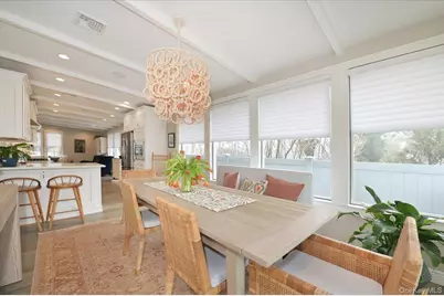 17 Central Avenue, Amityville, NY 11701 - Photo 13