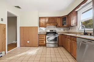 140 Chestnut Ridge Rd, Mahopac, NY 10541 - Photo 7