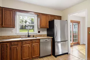 140 Chestnut Ridge Rd, Mahopac, NY 10541 - Photo 9