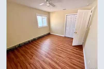 43 Johnson Avenue, Ronkonkoma, NY 11779 - Photo 13