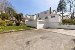 11 Lee Ct, Great Neck, NY 11024 - Photo 25