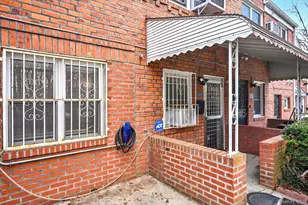 161-08 Booth Memorial Ave, Flushing, NY 11365 - Photo 17