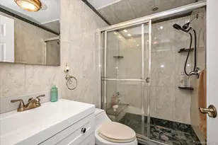 161-08 Booth Memorial Ave, Flushing, NY 11365 - Photo 15