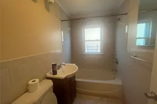 4212 Monticello Ave, Bronx, NY 10466 - Photo 13