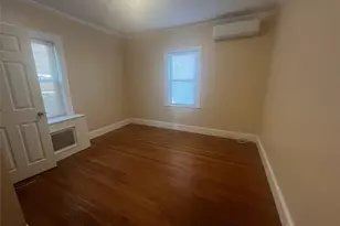 4212 Monticello Ave, Bronx, NY 10466 - Photo 7