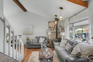 64 Sweetbriar Dr, Mastic, NY 11950 - Photo 3