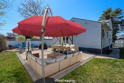 1084 Hicksville Road, Massapequa, NY 11783 - Photo 21