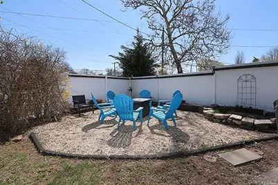 1084 Hicksville Road, Massapequa, NY 11783 - Photo 19