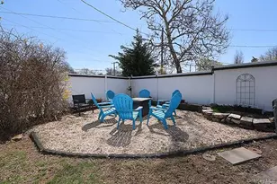 1084 Hicksville Rd, Seaford, NY 11783 - Photo 19