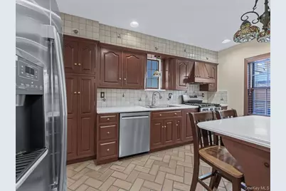 16 Kenilworth Road, Mineola, NY 11501 - Photo 11