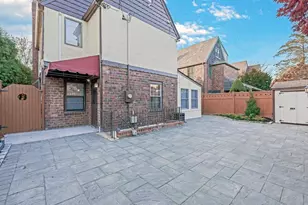 16 Kenilworth Rd, Mineola, NY 11501 - Photo 41