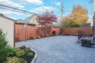 16 Kenilworth Rd, Mineola, NY 11501 - Photo 39