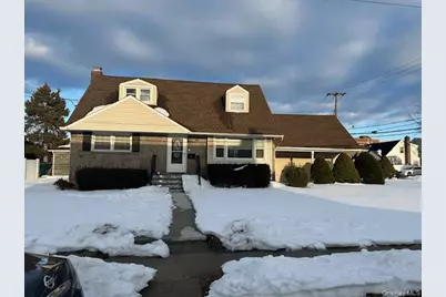 106 Bregman Avenue #1st, New Hyde Park, NY 11040 - Photo 1
