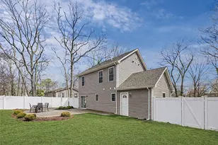 176 Maywood Dr, Mastic Beach, NY 11951 - Photo 3