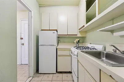 110-45 Queens Blvd #807, Forest Hills, NY 11375 - Photo 7