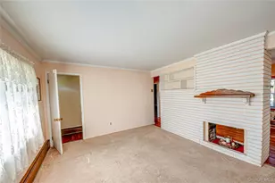 471 Division Ave, Hicksville, NY 11801 - Photo 11