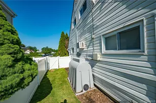471 Division Ave, Hicksville, NY 11801 - Photo 5