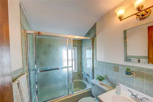 471 Division Ave, Hicksville, NY 11801 - Photo 25