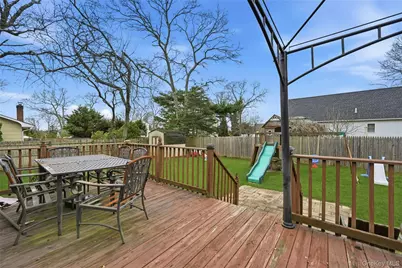 12 Wilson Avenue, East Moriches, NY 11940 - Photo 21