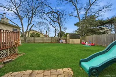 12 Wilson Avenue, East Moriches, NY 11940 - Photo 25