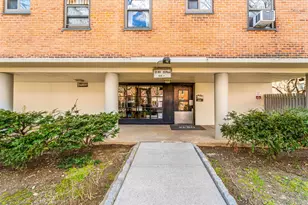 21-80 33rd Rd, Astoria, NY 11106 - Photo 13