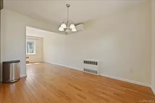 1719 William St, Merrick, NY 11566 - Photo 15