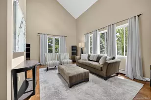 19 Apple Hill Dr, Cortlandt Manor, NY 10567 - Photo 5