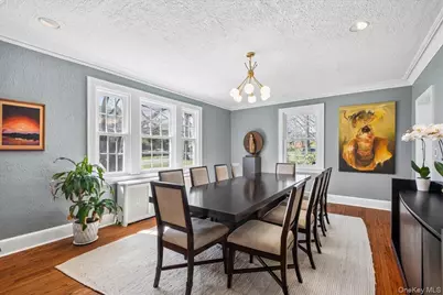 107 Crawford Terrace, New Rochelle, NY 10804 - Photo 9