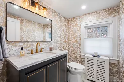 107 Crawford Terrace, New Rochelle, NY 10804 - Photo 13