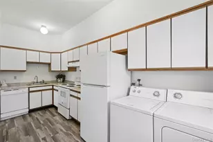 208 Wheatley Rd, Old Westbury, NY 11568 - Photo 7