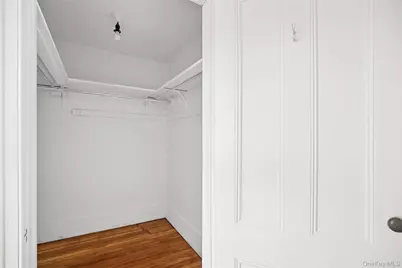 208 Wheatley Road, Old Westbury, NY 11568 - Photo 29