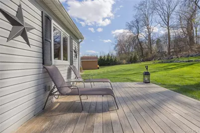 87 N Magnolia Street, Pearl River, NY 10965 - Photo 23