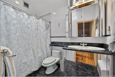 43 Highwood Road, East Norwich, NY 11732 - Photo 17