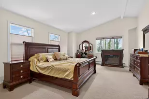 43 Highwood Rd, East Norwich, NY 11732 - Photo 11